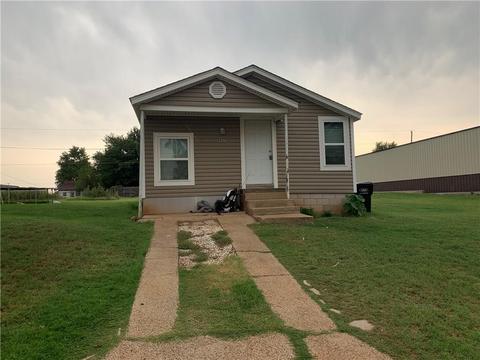 425 E 5th St, Hydro, OK 73048 photo 1