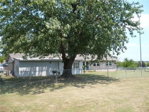 1006 E Park St, Tecumseh, OK 74873 photo 34