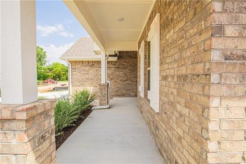 417 Switch Ct, Yukon, OK 73099 photo 4