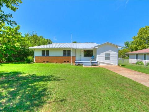 423 S 4th St, Mcloud, OK 74851 photo 10