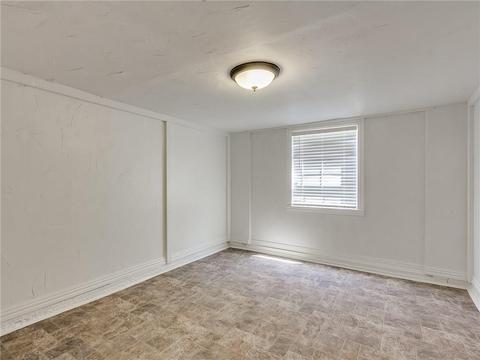 423 S 4th St, Mcloud, OK 74851 photo 28