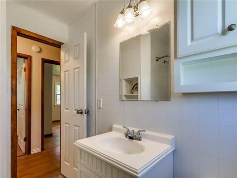 423 S 4th St, Mcloud, OK 74851 photo 23