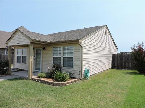 1600 Ginger Ave, Moore, OK 73160 photo 2