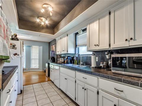 513 Crestview, Edmond, OK 73012 photo 20