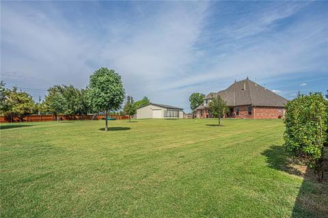 1509 N Euzella Ter, Mustang, OK 73064 photo 6