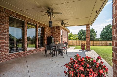 1509 N Euzella Ter, Mustang, OK 73064 photo 31