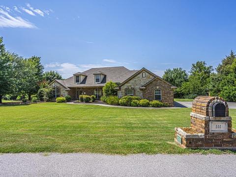 111 W Waterfront Dr, Tuttle, OK 73089 photo 5