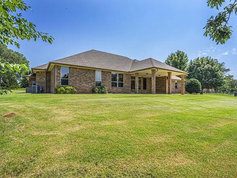 111 W Waterfront Dr, Tuttle, OK 73089 photo 28
