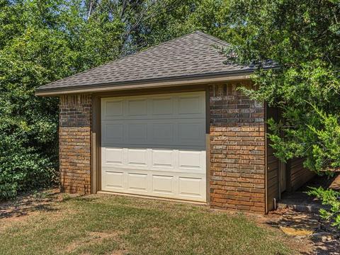 111 W Waterfront Dr, Tuttle, OK 73089 photo 7
