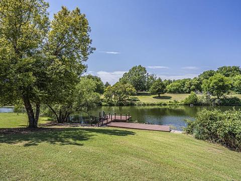 111 W Waterfront Dr, Tuttle, OK 73089 photo 3