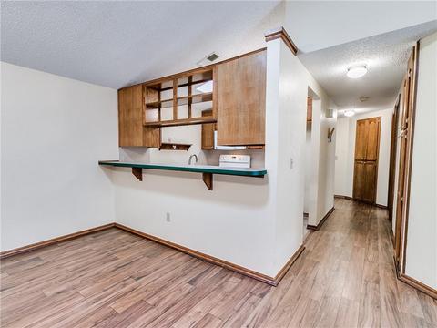 2116 Westmore Dr, Moore, OK 73170 photo 13