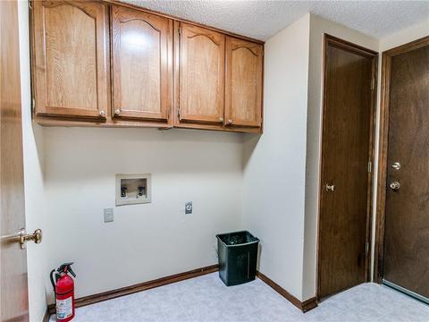 2116 Westmore Dr, Moore, OK 73170 photo 28