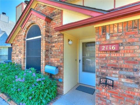 2116 Westmore Dr, Moore, OK 73170 photo 3