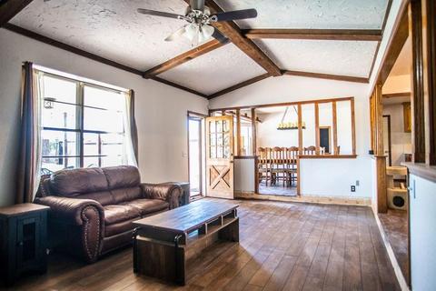 75 Springwood Dr, Tuttle, OK 73089 photo 2
