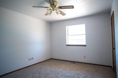 75 Springwood Dr, Tuttle, OK 73089 photo 11