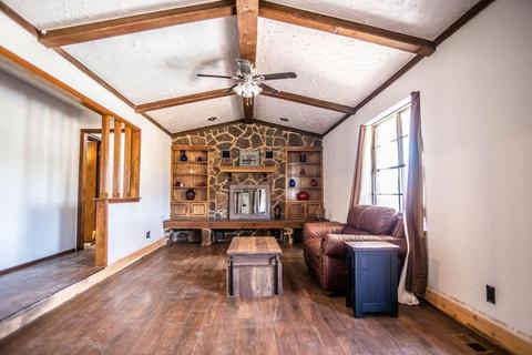 75 Springwood Dr, Tuttle, OK 73089 photo 3