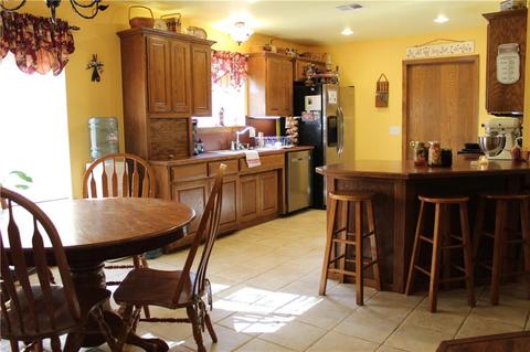 1221 Babek St, Prague, OK 74864 photo 6