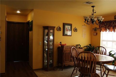 1221 Babek St, Prague, OK 74864 photo 5