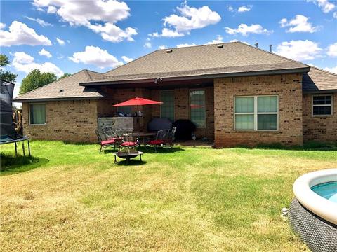 321 Granite Wash, Clinton, OK 73601 photo 13