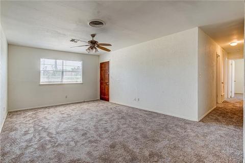 1105 S Park Ln, Altus, OK 73521 photo 4