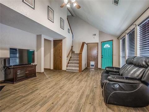 2109 Lakecrest Dr, Moore, OK 73170 photo 7