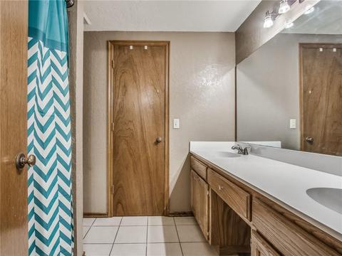 2109 Lakecrest Dr, Moore, OK 73170 photo 16