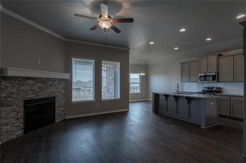 2301 Fallview Dr, Edmond, OK 73034 photo 3