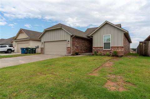 2301 Fallview Dr, Edmond, OK 73034 photo 2