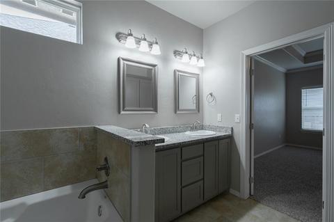 2301 Fallview Dr, Edmond, OK 73034 photo 12