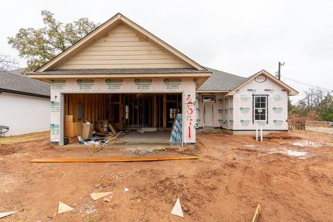2541 Fallview Dr, Edmond, OK 73034 photo 2