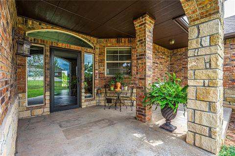 110 Raye Pl, Tuttle, OK 73089 photo 5