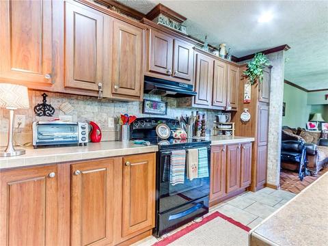 2058 E Sooner Rd, Tuttle, OK 73089 photo 11