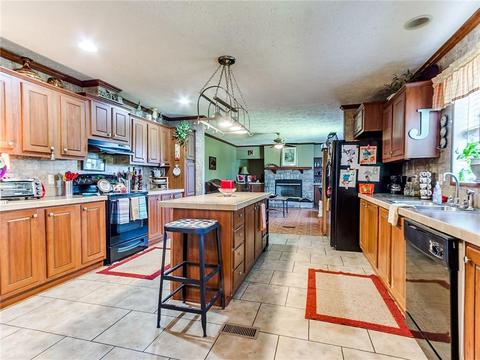 2058 E Sooner Rd, Tuttle, OK 73089 photo 9
