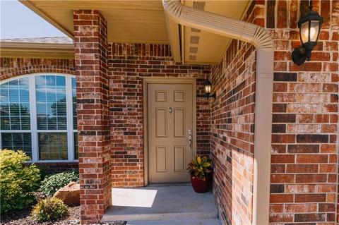 2100 Timbercrest Pl, Norman, OK 73071 photo 2