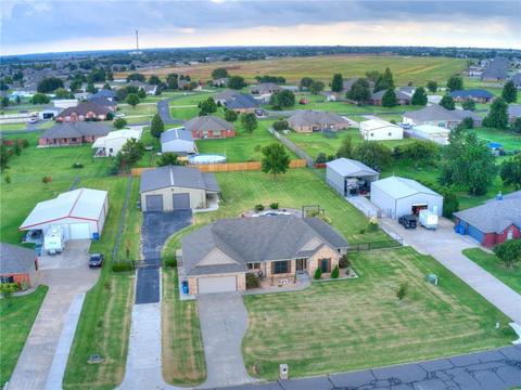 4116 Nugget Ln, Tuttle, OK 73089 photo 2