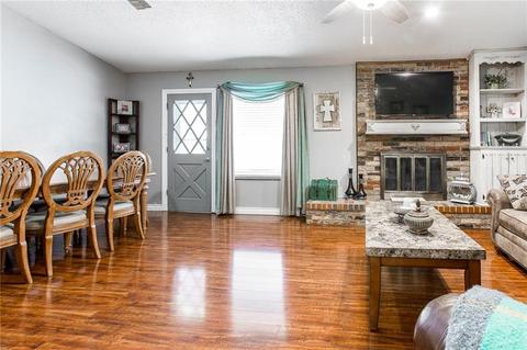 1112 NW 7th Pl, Moore, OK 73170 photo 6