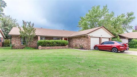 1112 NW 7th Pl, Moore, OK 73170 photo 2