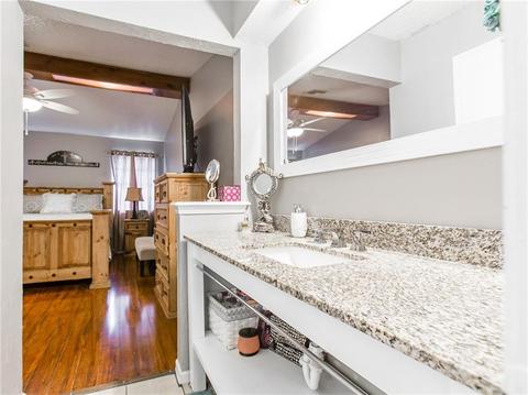 1112 NW 7th Pl, Moore, OK 73170 photo 11