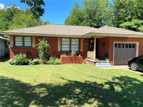 1304 Regent St, Norman, OK 73069 photo 1