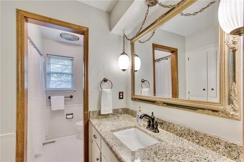 916 E 10th St, Edmond, OK 73034 photo 29