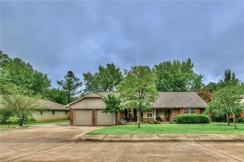 916 E 10th St, Edmond, OK 73034 photo 1