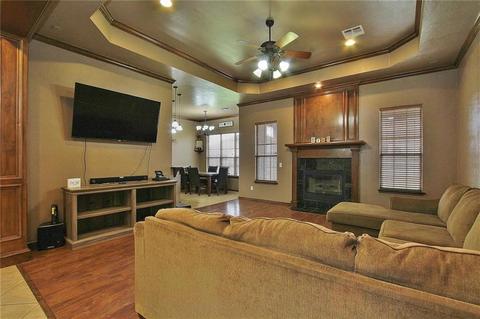 305 E Mobile Ter, Mustang, OK 73064 photo 8