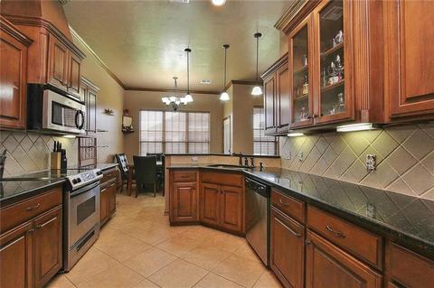 305 E Mobile Ter, Mustang, OK 73064 photo 14
