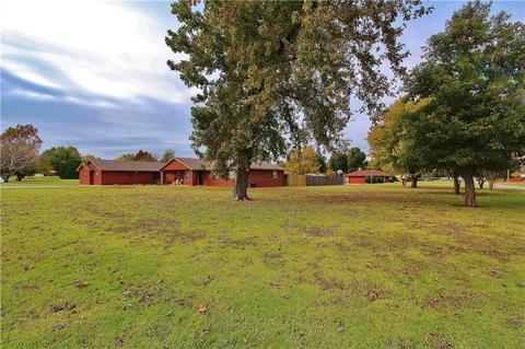 603 Pecan St, Tuttle, OK 73089 photo 4