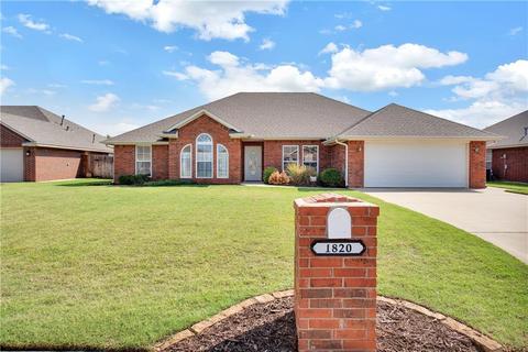 1820 Foxtail Cir, Altus, OK 73521 photo 1