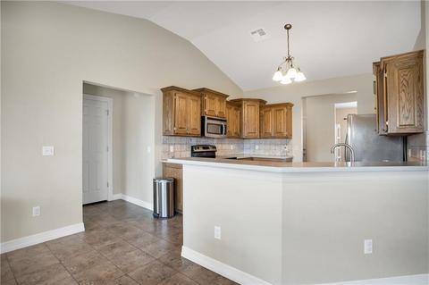 1820 Foxtail Cir, Altus, OK 73521 photo 11