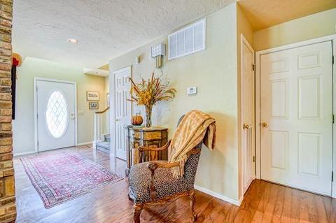 2 Windbrook Sq, Norman, OK 73072 photo 4