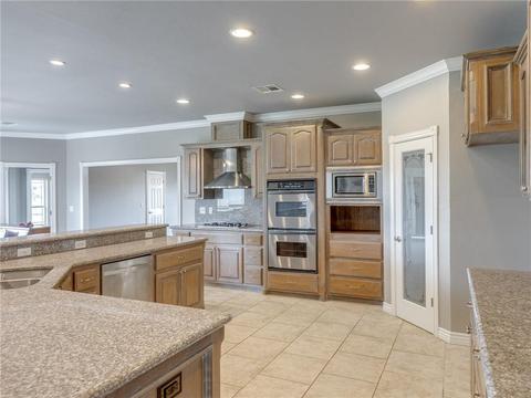 4215 Ruby Ave, Yukon, OK 73099 photo 13