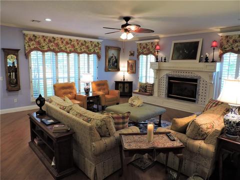 2318 Walnut Dr, Tuttle, OK 73089 photo 8