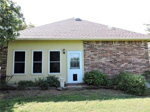 2318 Walnut Dr, Tuttle, OK 73089 photo 5